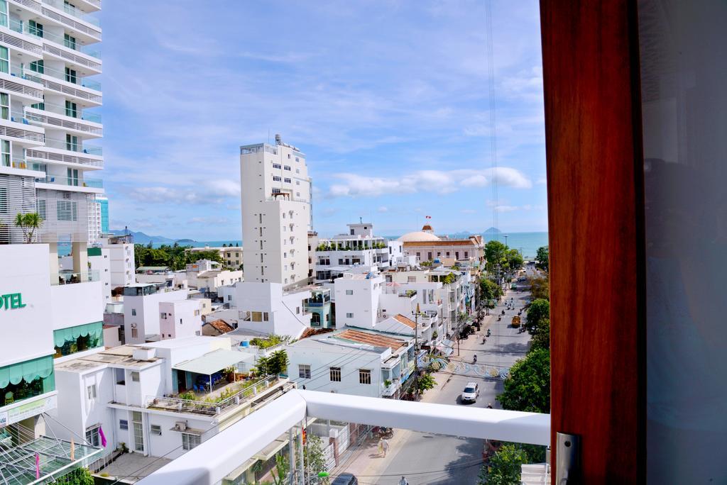 New Century Hotel Nha Trang Buitenkant foto