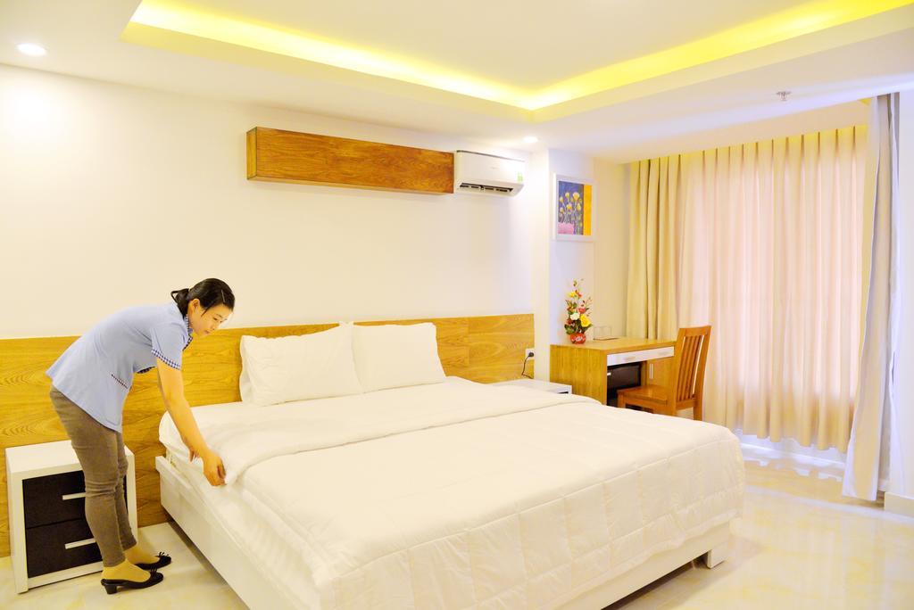 New Century Hotel Nha Trang Buitenkant foto