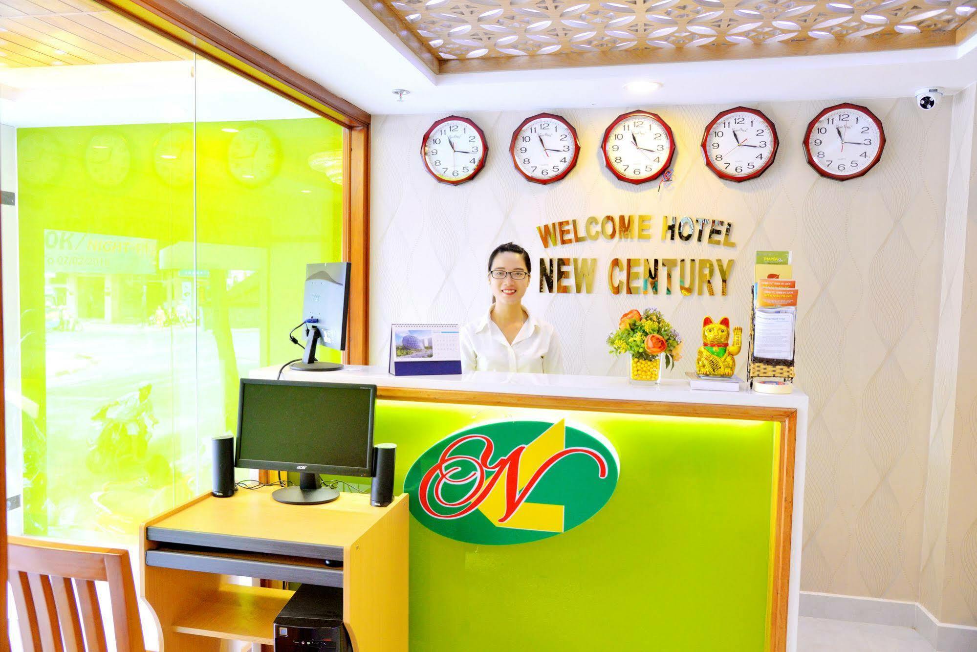 New Century Hotel Nha Trang Buitenkant foto